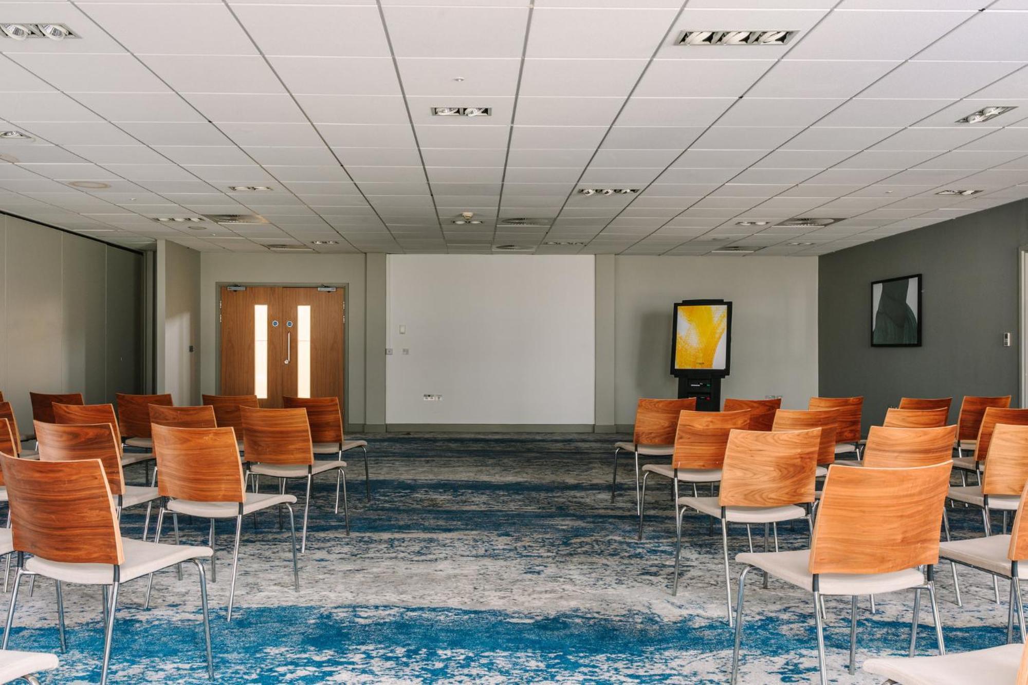 Voco Winchester Hotel & Spa By Ihg Εξωτερικό φωτογραφία
