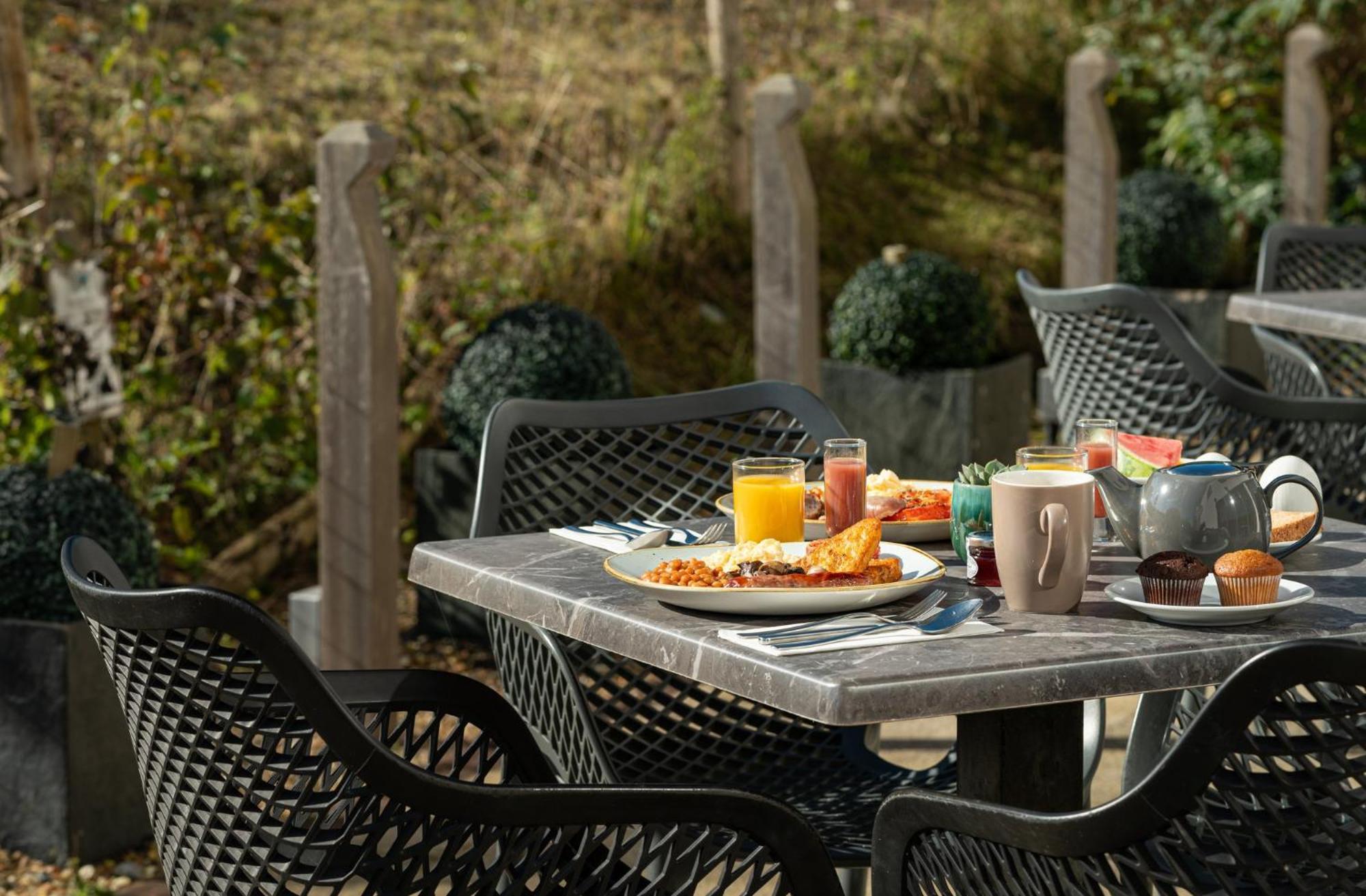Voco Winchester Hotel & Spa By Ihg Εξωτερικό φωτογραφία