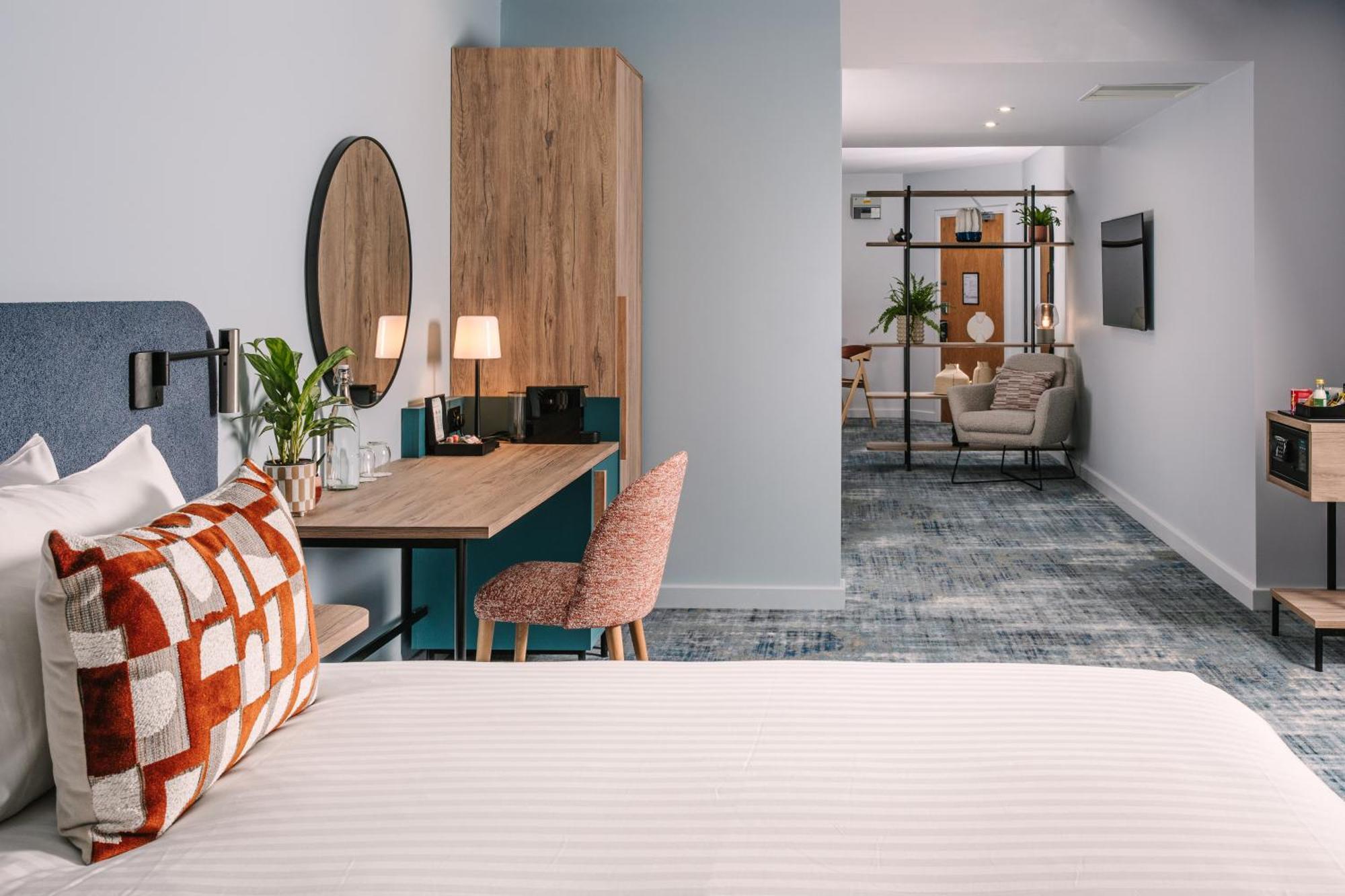 Voco Winchester Hotel & Spa By Ihg Εξωτερικό φωτογραφία